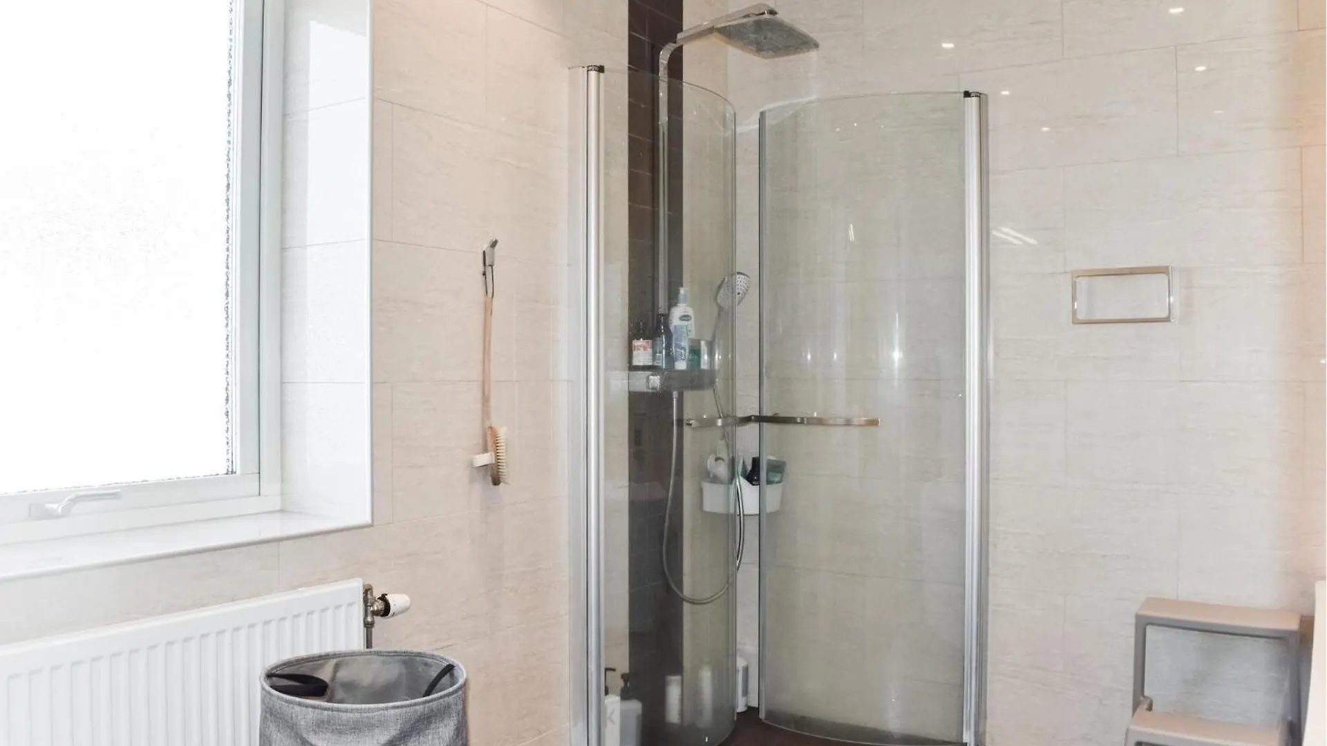Semesterbostad Stunning Home In Malmoe With Jacuzzi