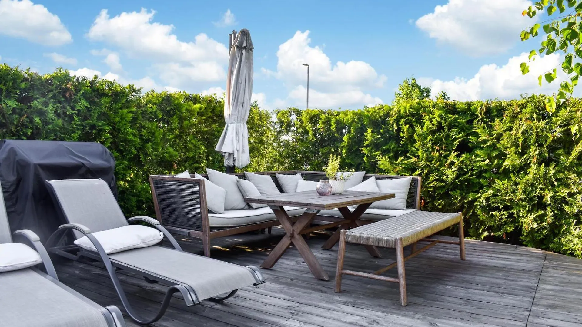 Semesterbostad Stunning Home In Malmoe With Jacuzzi Sverige